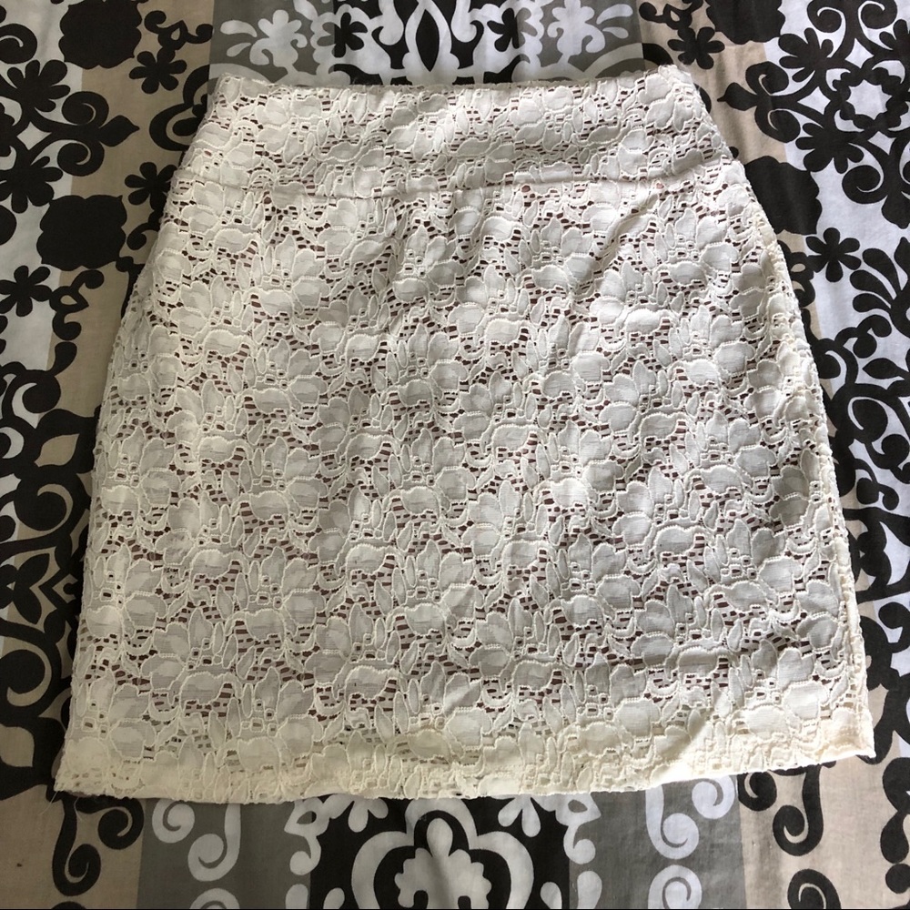 NWT Cotton On Lace Mini Skirt